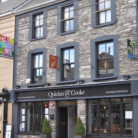 Quinlan & Cooke Boutique Townhouse And Qcs Seafood Restaurant Hotel Cahersiveen Bagian luar foto