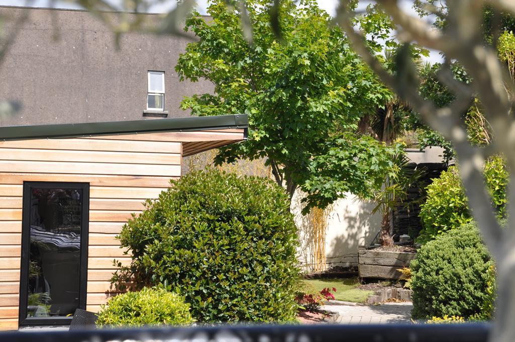 Quinlan & Cooke Boutique Townhouse And Qcs Seafood Restaurant Hotel Cahersiveen Bagian luar foto