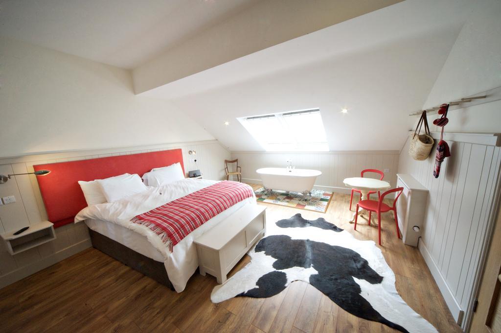 Quinlan & Cooke Boutique Townhouse And Qcs Seafood Restaurant Hotel Cahersiveen Ruang foto