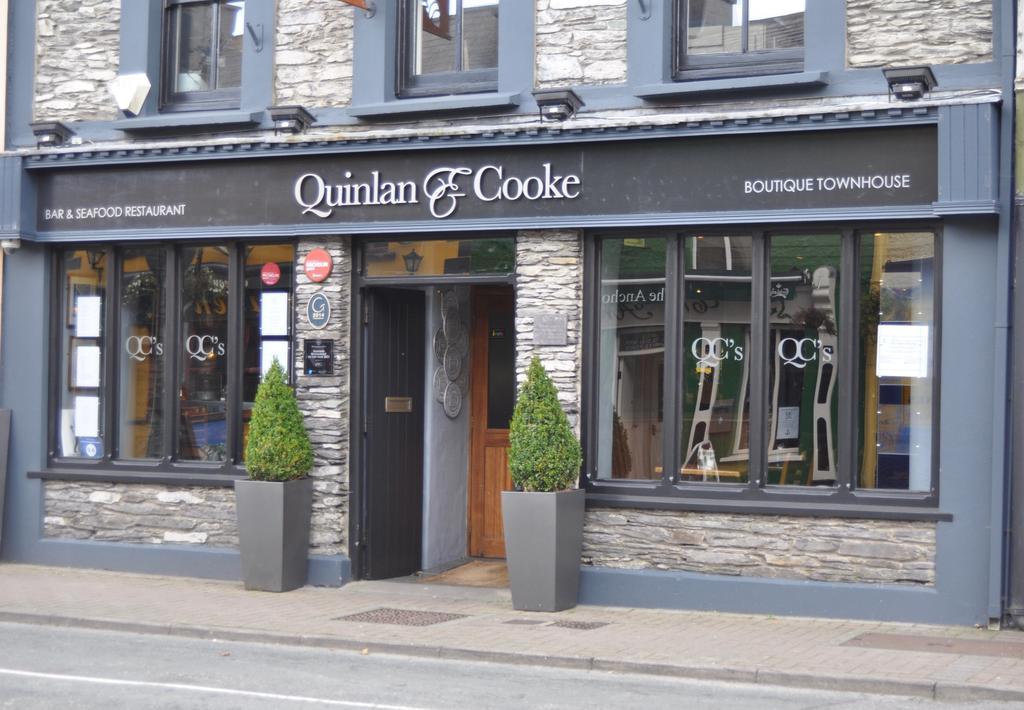 Quinlan & Cooke Boutique Townhouse And Qcs Seafood Restaurant Hotel Cahersiveen Bagian luar foto